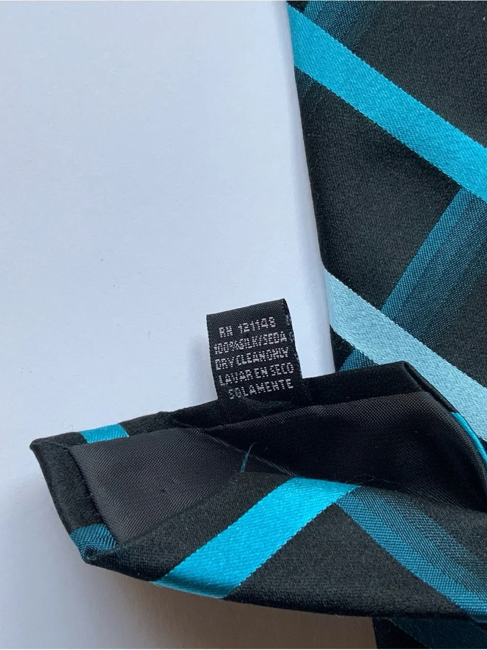 Croft & Barrow Silk Necktie with Black, Light & Dark Turquoise Stripes 3.25 Wide